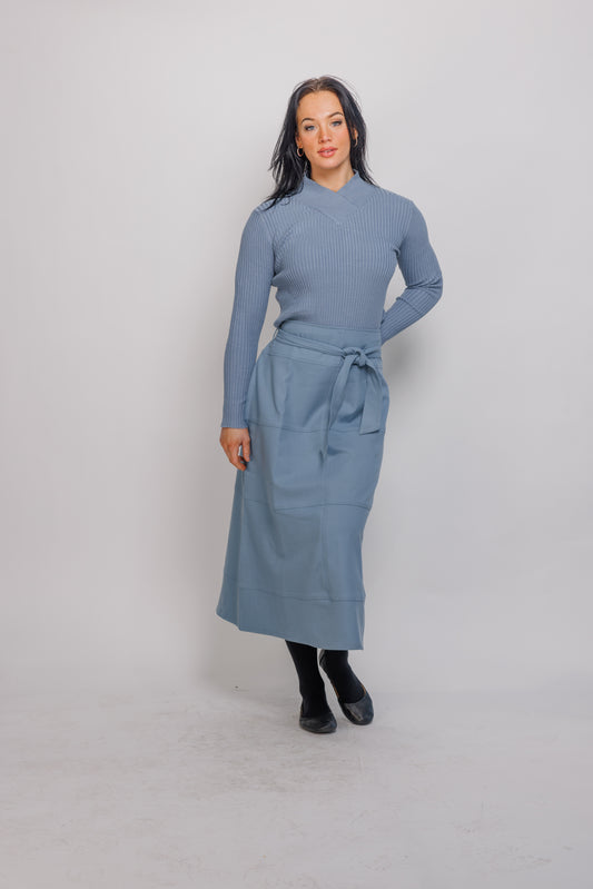 exposed stich Aline skirt with belt