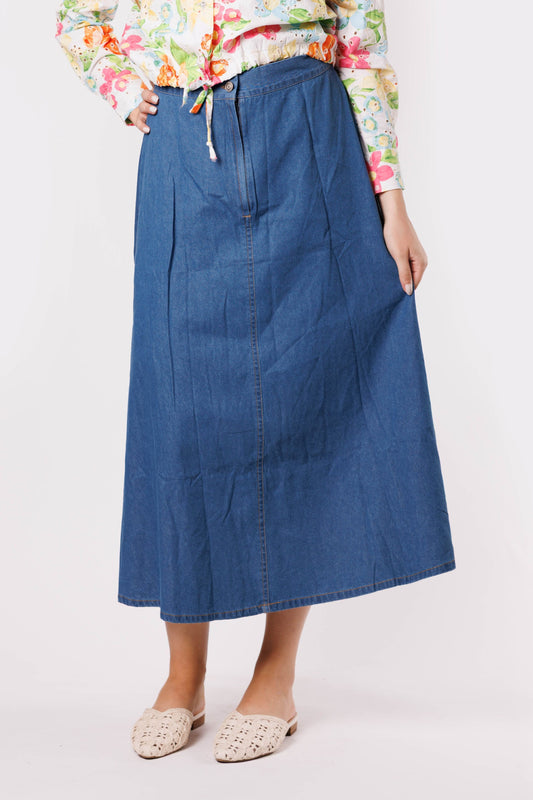 denim skirt with angles yoke