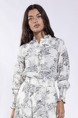 RAGLAN PRINTED BLOUSE